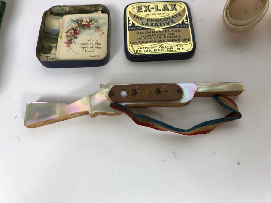 Vintage Lot Featuring Old Clown Doll, Vintage Fan, Vintage Playing Cards Case And Other Items [Photo 5]