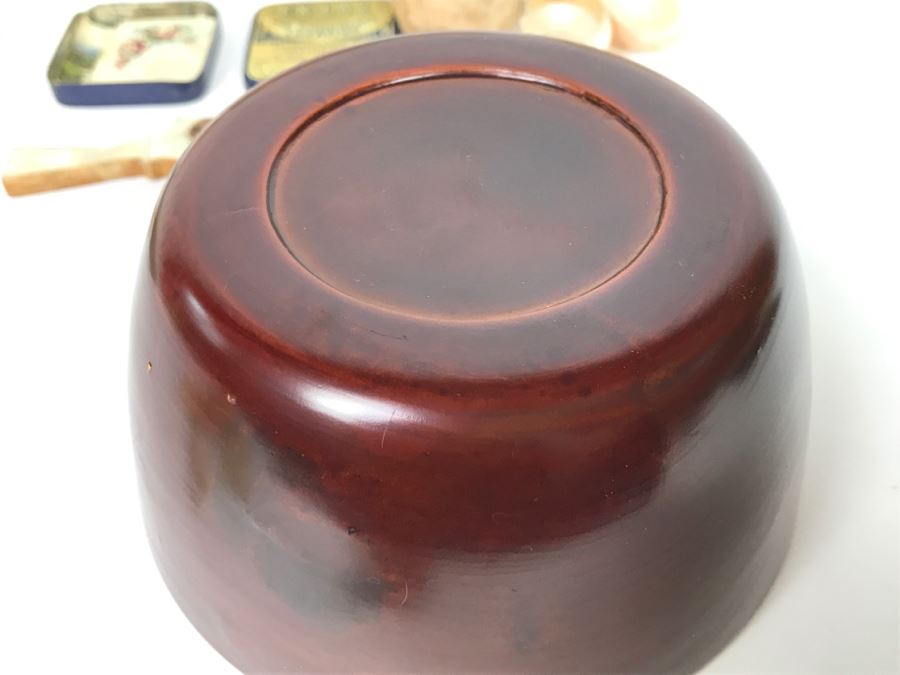 Vintage Lot Featuring Old Clown Doll, Vintage Fan, Vintage Playing Cards Case And Other Items [Photo 24]