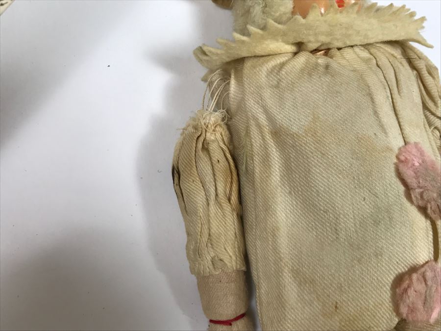 Vintage Lot Featuring Old Clown Doll, Vintage Fan, Vintage Playing Cards Case And Other Items [Photo 18]