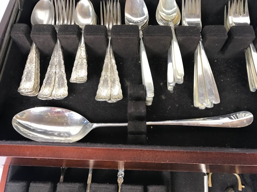 Wooden Silverware Box With (2) Separate Silverplate Flatware Patterns - 1847 Rogers Bros And Ekco Eterna Inverness Silver Plate [Photo 9]