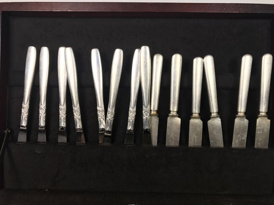 Wooden Silverware Box With (2) Separate Silverplate Flatware Patterns - 1847 Rogers Bros And Ekco Eterna Inverness Silver Plate [Photo 10]