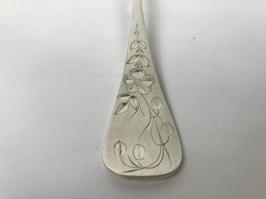 Vintage 1880 Pairpoint Mfg Co Silverplate Chased Design Floral Pattern Serving Spoon [Photo 3]
