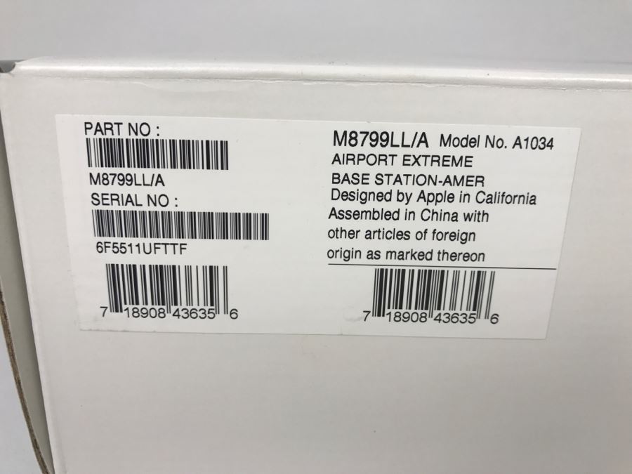 Apple AirPort Extreme Base Station 54 Mbps Wireless Networking [Photo 5]