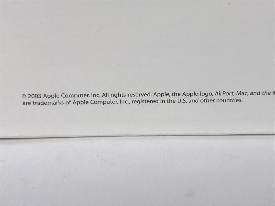 Apple AirPort Extreme Base Station 54 Mbps Wireless Networking [Photo 6]