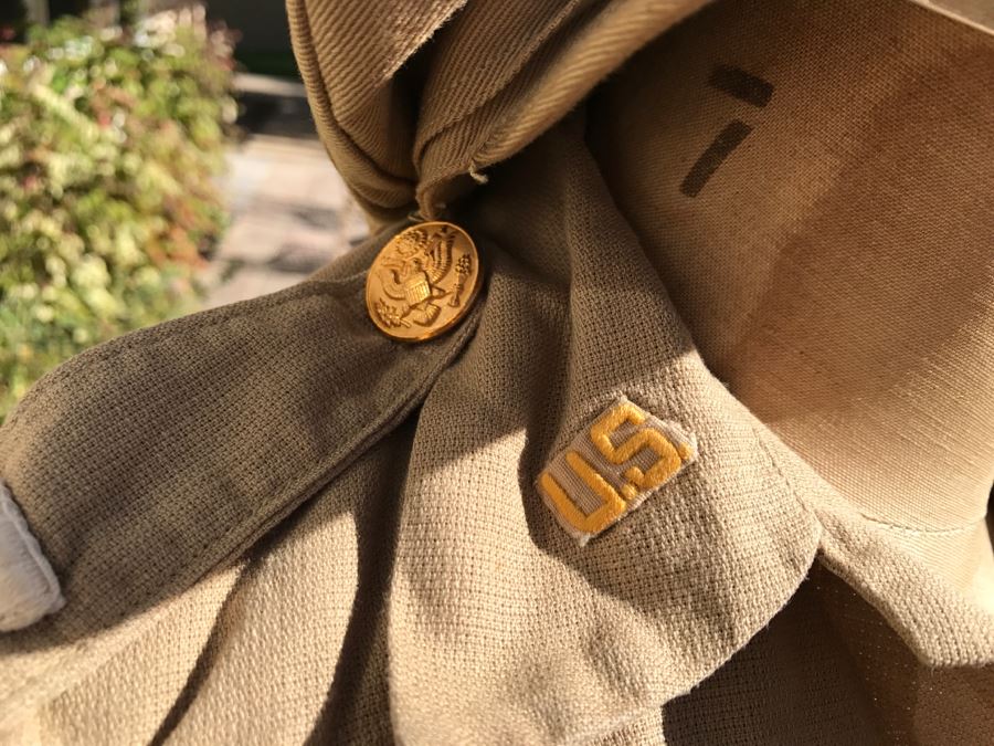 Vintage Girls ARMY Nurse WWII Uniform Hand Made In India Includes Jacket With Belt, (2) Hats, (2) Skirts And Extra Buttons [Photo 14]