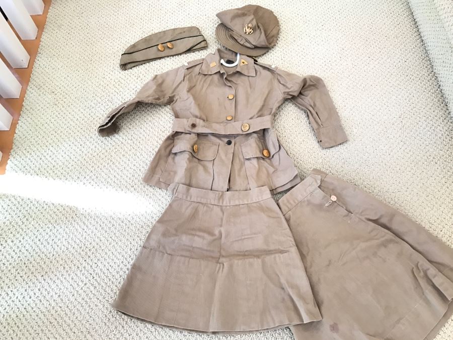Vintage Girls ARMY Nurse WWII Uniform Hand Made In India Includes Jacket With Belt, (2) Hats, (2) Skirts And Extra Buttons [Photo 37]