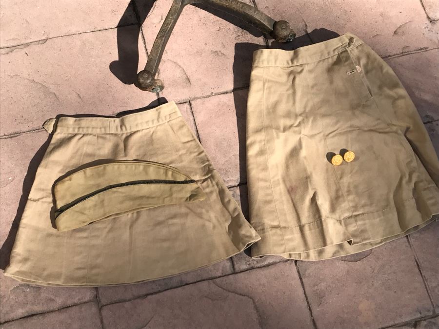 Vintage Girls ARMY Nurse WWII Uniform Hand Made In India Includes Jacket With Belt, (2) Hats, (2) Skirts And Extra Buttons [Photo 20]