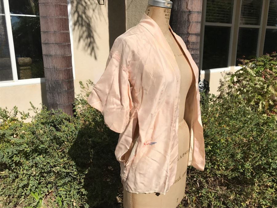 Vintage 1940's Japanese Girl's Kimono Robe Made In Occupied Japan [Photo 9]