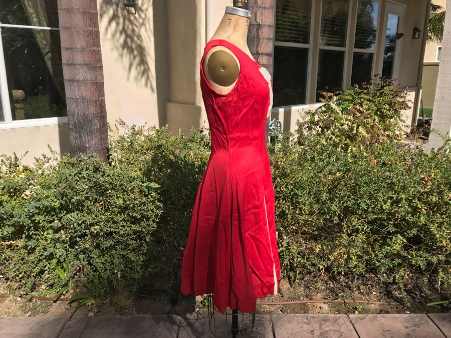 Vintage Red Temple University Cheerleading Uniform Outfit [Photo 8]