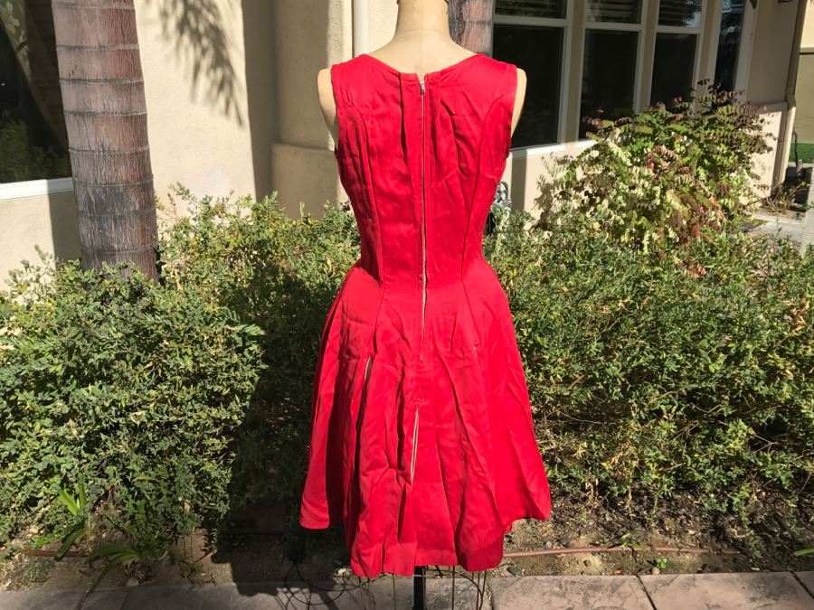 Vintage Red Temple University Cheerleading Uniform Outfit [Photo 6]