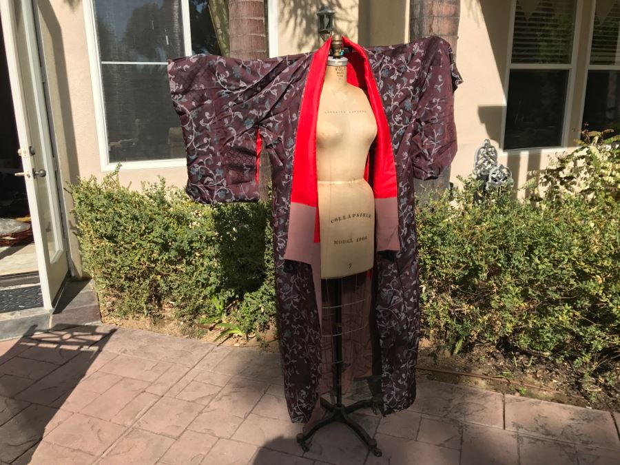 Vintage Japanese Kimono Robe And Belt With Note That It Had To Be Hidden During WWII [Photo 2]