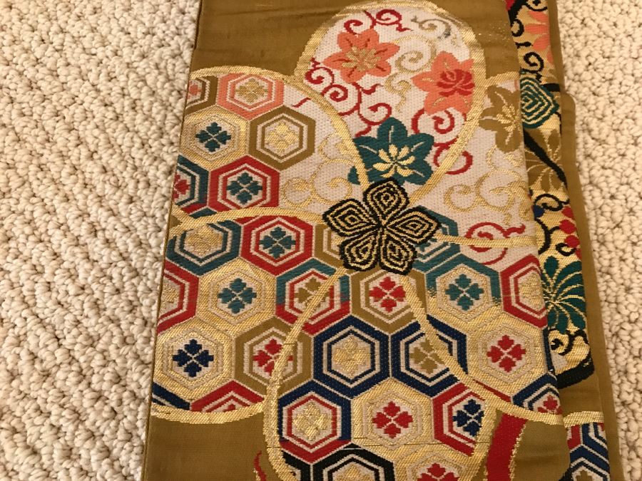 Vintage Japanese Kimono Robe And Belt With Note That It Had To Be Hidden During WWII [Photo 25]