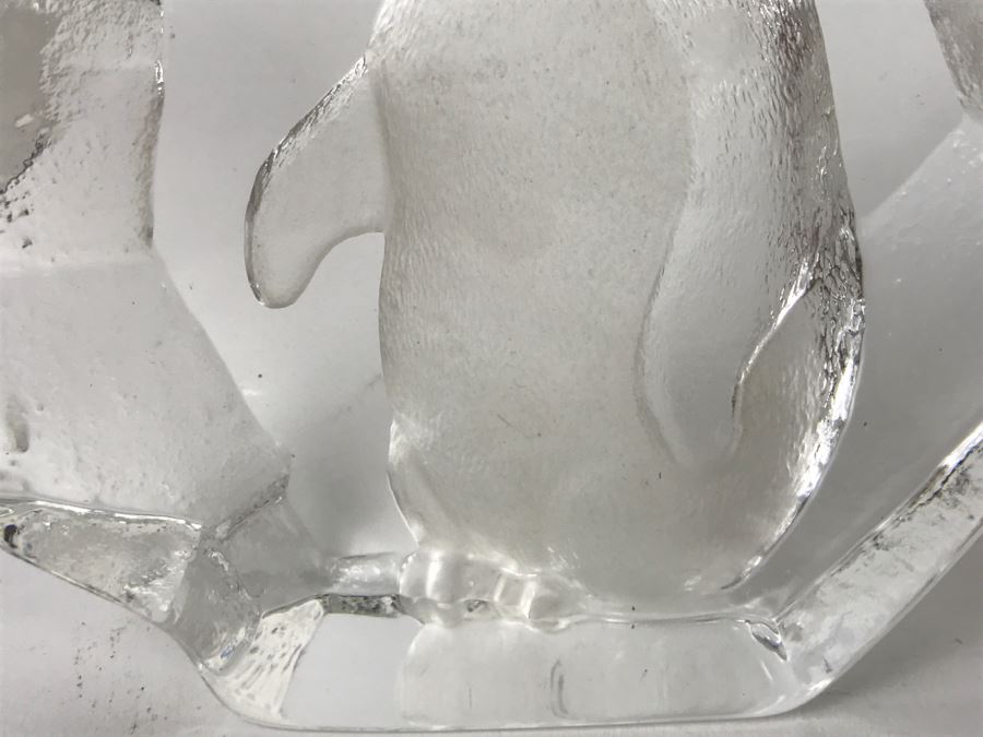 Mats Jonasson Swedish Art Crystal Penguin Figurine Sculpture Paper Weight Signed [Photo 4]