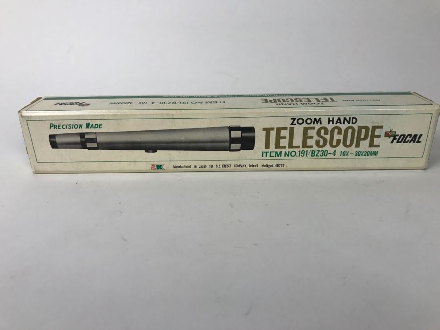 Vintage Zoom Hand Telescope 10X-30X 30mm Made In Japan With Box And Manual [Photo 4]