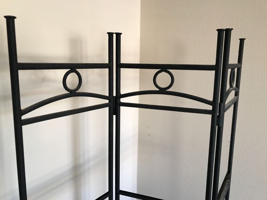 Wrought Iron 3-Panel Trellis Screen [Photo 2]