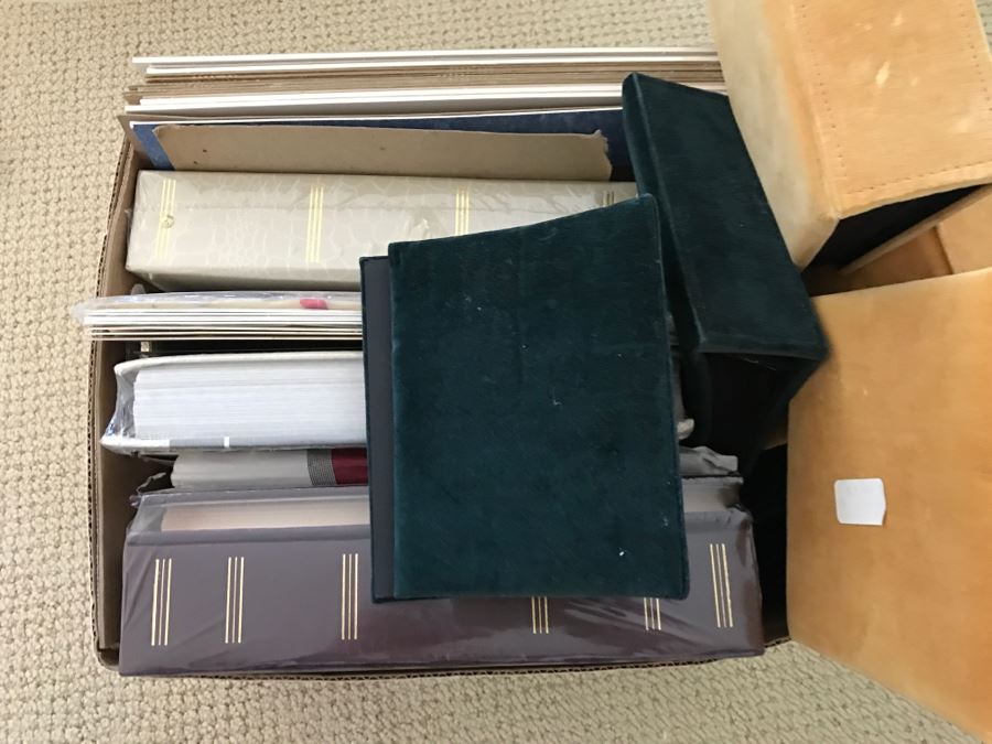 Lot Of Picture Albums [Photo 4]