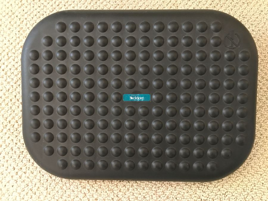 Eldon Comfort Tread Footrest From Healthy Back Store [Photo 2]