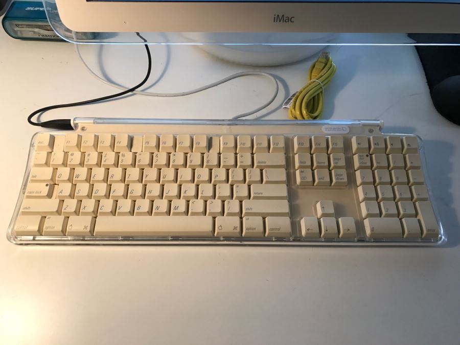 iMac G4 Mac Computer 'iLamp' Swivel Monitor With Keyboard, Speakers, And Imation Super Disk [Photo 3]