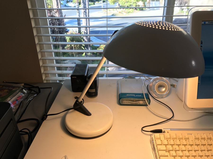 White Desk Lamp [Photo 4]