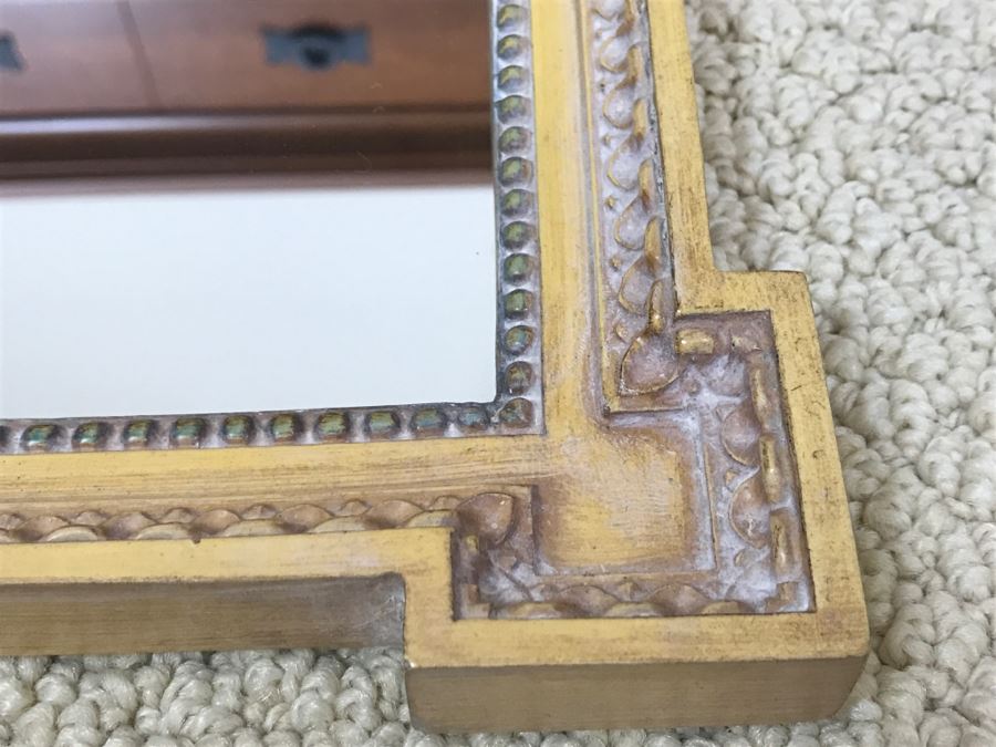 Nice Wooden Wall Mirror 12' X 19' [Photo 3]