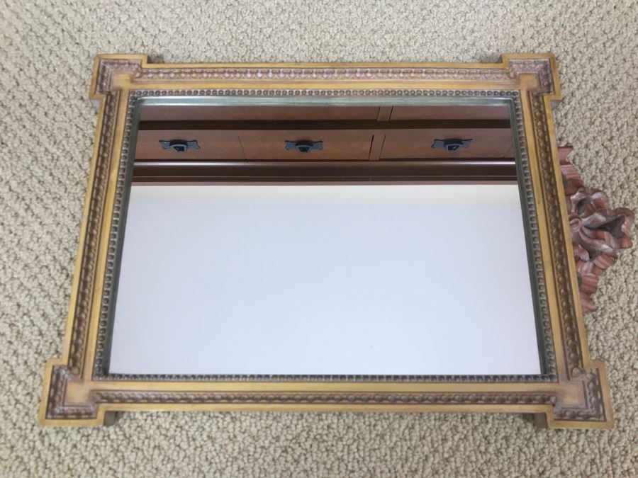 Nice Wooden Wall Mirror 12' X 19' [Photo 5]