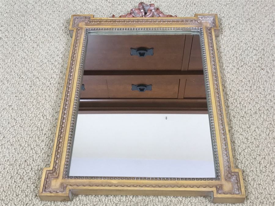 Nice Wooden Wall Mirror 12' X 19' [Photo 2]