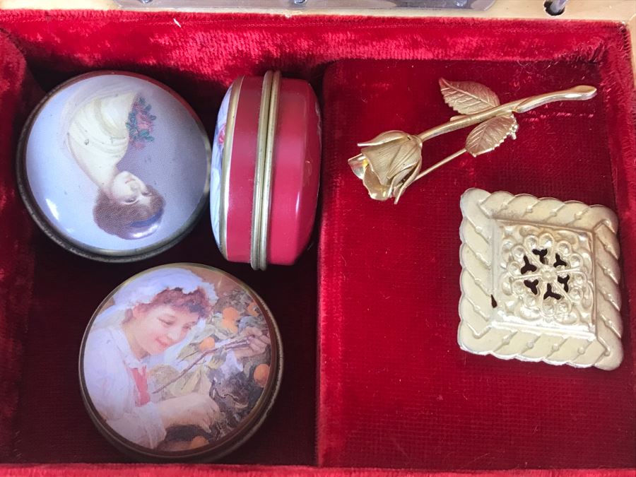 Vintage Italian Wooden Inlay Music Box Floral Motif With Rose Brooch And Trinket Boxes [Photo 10]