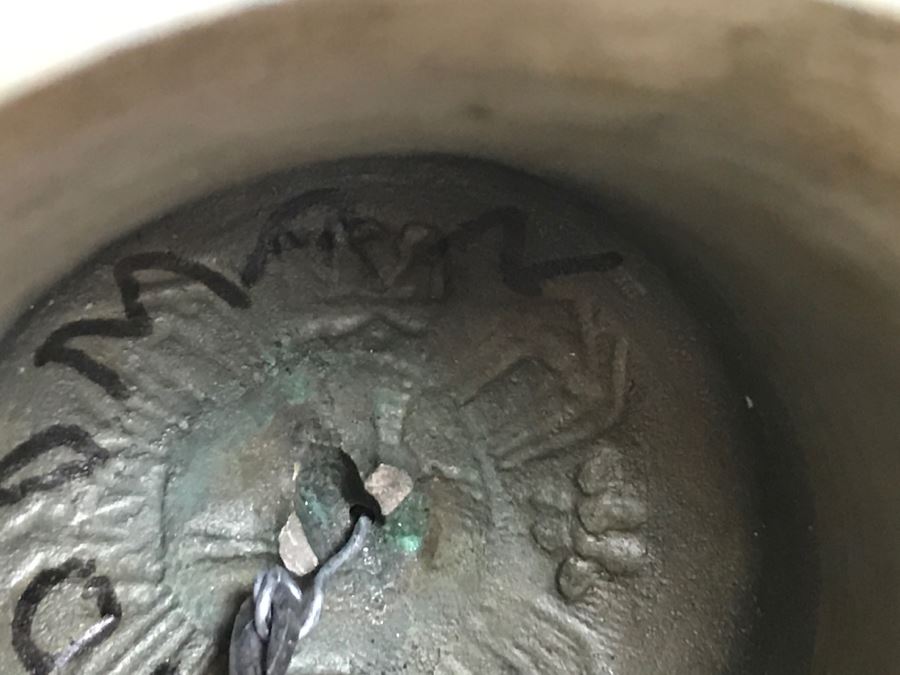 Old Hand Bell Loud With Long Sustaining Tone [Photo 18]