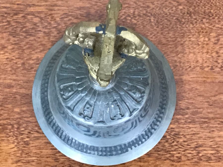 Old Hand Bell Loud With Long Sustaining Tone [Photo 22]