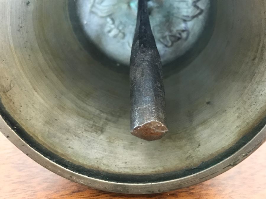 Old Hand Bell Loud With Long Sustaining Tone [Photo 14]