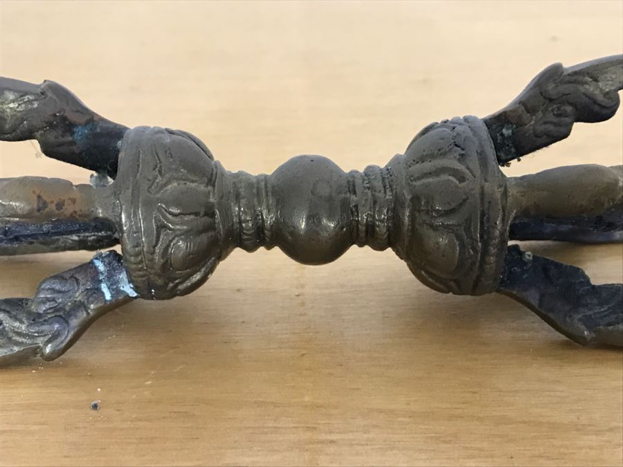 Wooden Buddha Buddhist Altar Cabinet With Various Items [Photo 17]