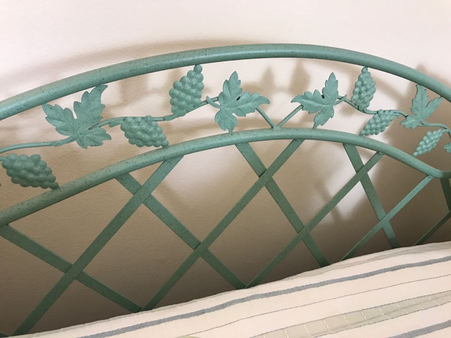 Green trundle bed online