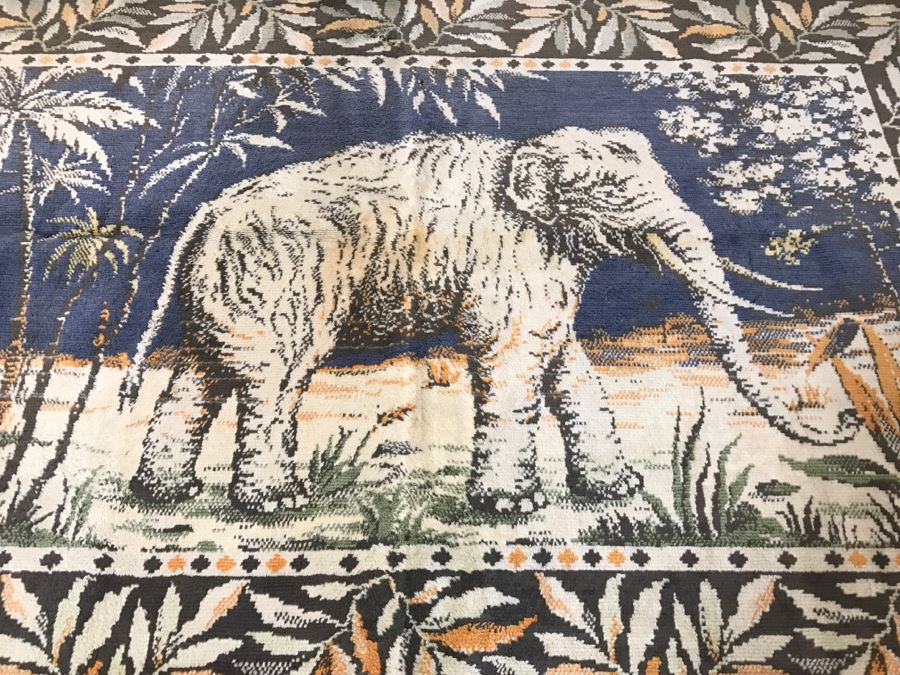 Lot Of Towels, Blankets, Linens, Elephant Tapestry - See Photos [Photo 16]
