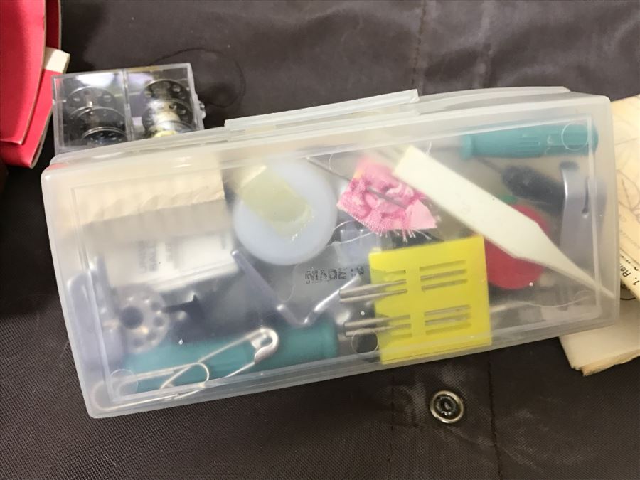 Vintage Vogue Stitch Sewing Machine With Accessories And Carrying Case [Photo 9]