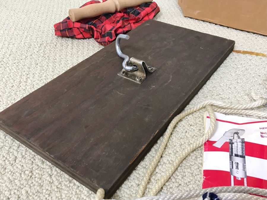 Vintage 1968 Excercise Equipment 'Exer-Genie' Exerciser By Nevin Physical Fitness With Manual And Original Box - Used To Train Astronauts And Professional Athletes [Photo 11]