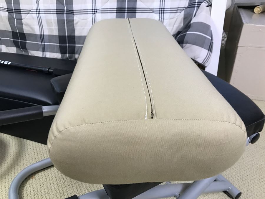 Excercise Lot Includes PILATES Box, PILATES Bar, PILATES Magic Circle, Brown Pillow And Living Yoga Exercise Equipment [Photo 11]