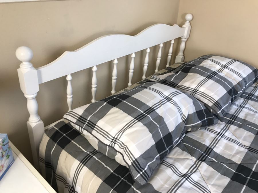 White Queen Size Wooden Headboard And Footboard With Matress And Boxspring Plus Bedding And New King Kenko Pillow By Nikken [Photo 4]