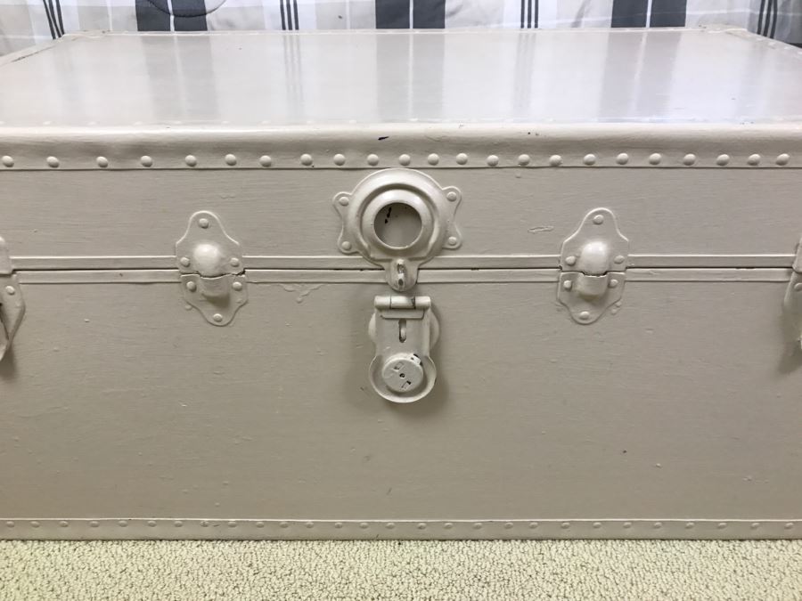 Vintage Steamer Trunk Painted Off White 36'W X 20'D X 16.5'H [Photo 3]