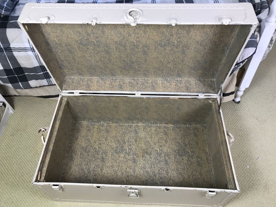 Vintage Steamer Trunk Painted Off White 36'W X 20'D X 16.5'H [Photo 2]