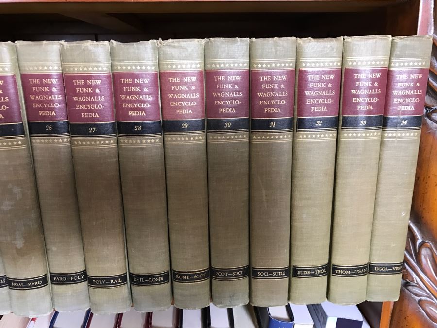 Vintage 1952 Funk & Wagnalls Company New Standard Encyclopedia Set 36 Volumes Plus The Unicorn Book Of 1952, 1953, 1954 [Photo 13]