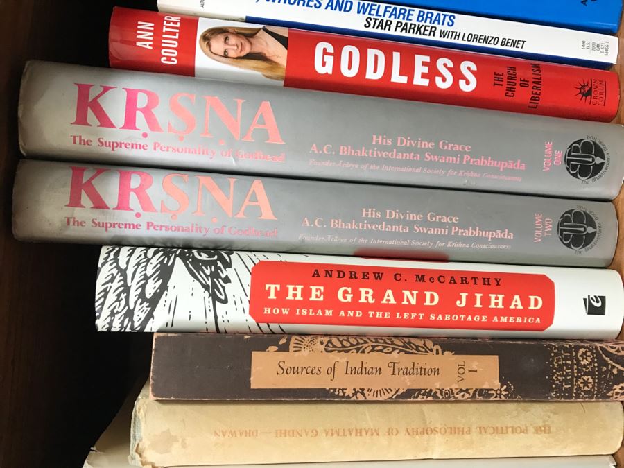 Book Lot [Photo 6]