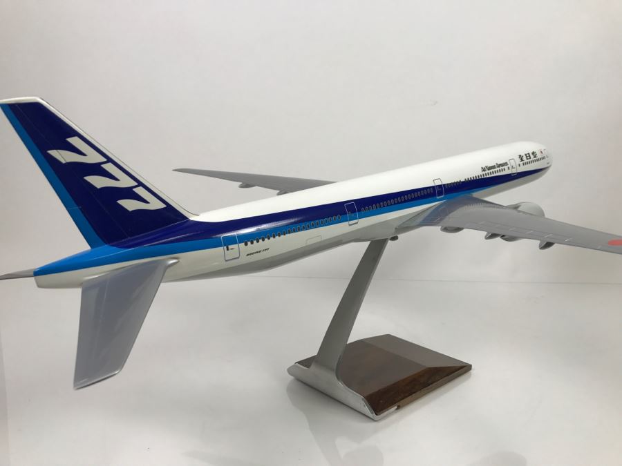 Pacific Miniatures PacMin Precision 1/100 Scale Model Airplane Of ANA All Nippon Airways Boeing 777-300 With Box [Photo 21]