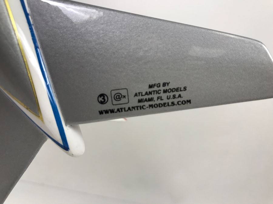 Atlantic Models Precision Model United Airlines DC-8 Jet Mainliner No Box [Photo 14]