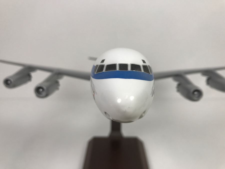 Atlantic Models Precision Model United Airlines DC-8 Jet Mainliner No Box [Photo 13]