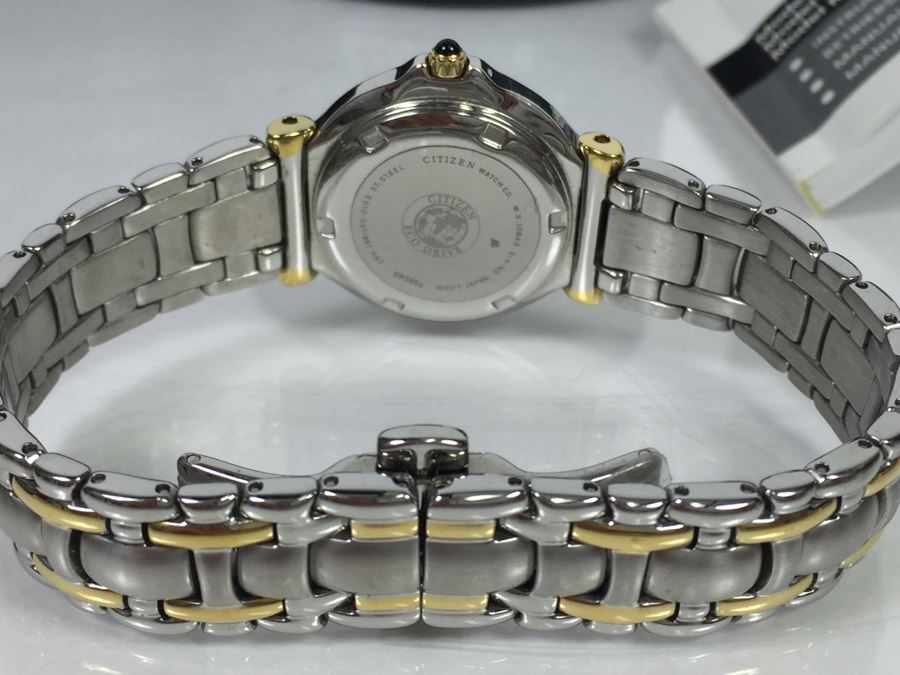 Citizen Eco-Drive Women's Watch With Box Like New [Photo 9]