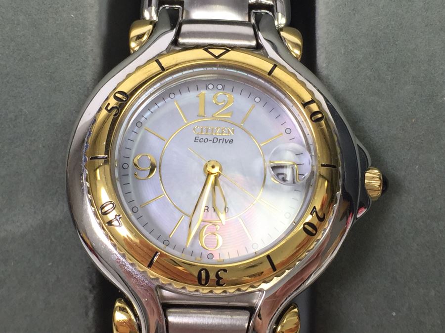 Citizen Eco-Drive Women's Watch With Box Like New [Photo 5]