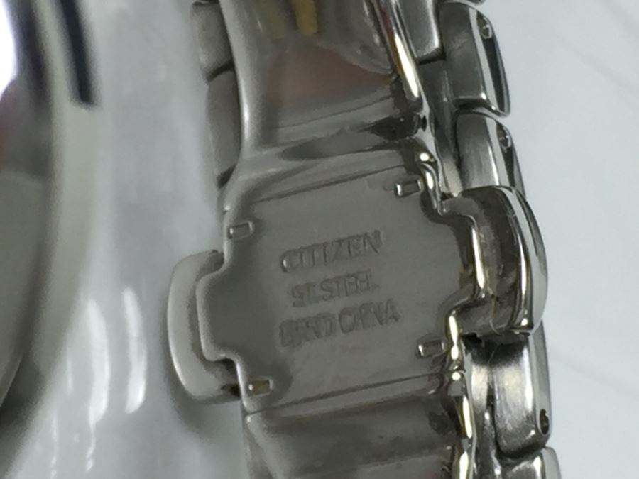 Citizen Eco-Drive Women's Watch With Box Like New [Photo 11]