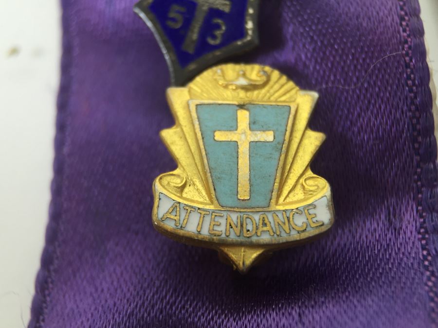 Various Vintage Pins 1929 Queens Public School And St. Scholastica School Pins With Vintage Box [Photo 8]