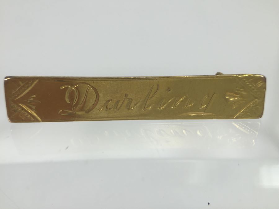 Chased Gold Tone Brooch Engraved 'Darling' Not Gold [Photo 2]