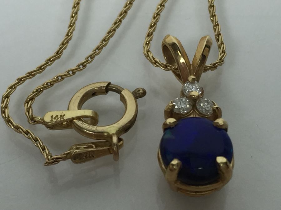 14K Yellow Gold Black Opal And Diamond Pendant With Chain Plus Matching Earrings Diamonds Si-2 To I-1 Clarity GH Color 3.9g [Photo 8]